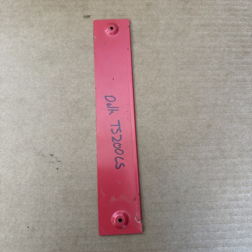 Delta table saw throat plate - table,